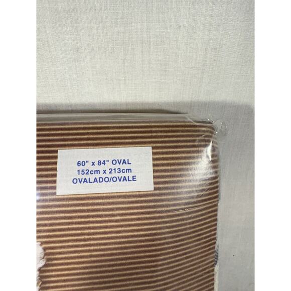 Natural Impressions La Jacquard Tablecloth 60x84 Oval Navy And Green Great North - Picture 2 of 10